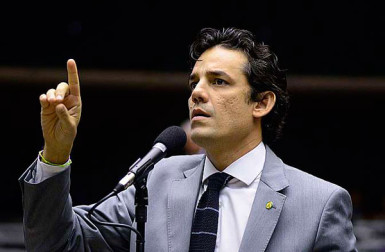 Dep.-Daniel-Coelho-Gustavo-Lima-_Câmara-dos-Deputados