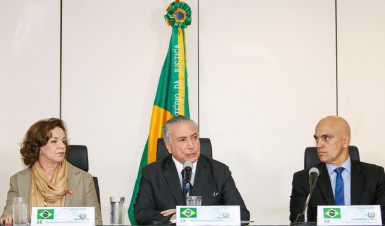 Temer Alexande de Moraes Fatima Pelaes Foto Beto Barata PR