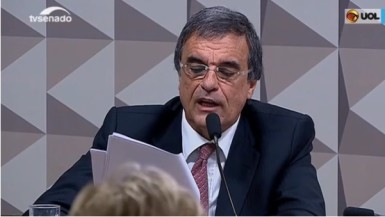 José Eduardo Cardoso na CEI do Senado lendo manifestação de Dilma Roussef2